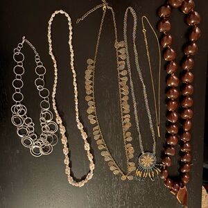 Lot of 6 Necklaces